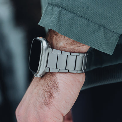 Luxury Magnetic Titanium Alloy Watch Strap For Apple Watch